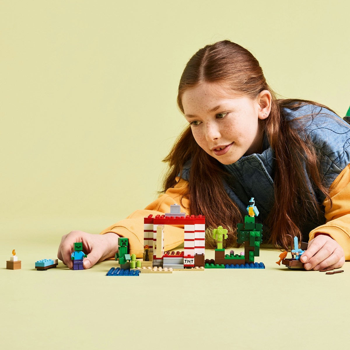LEGO MINECRAFT CASA TNT DIN JUNGLA 21275