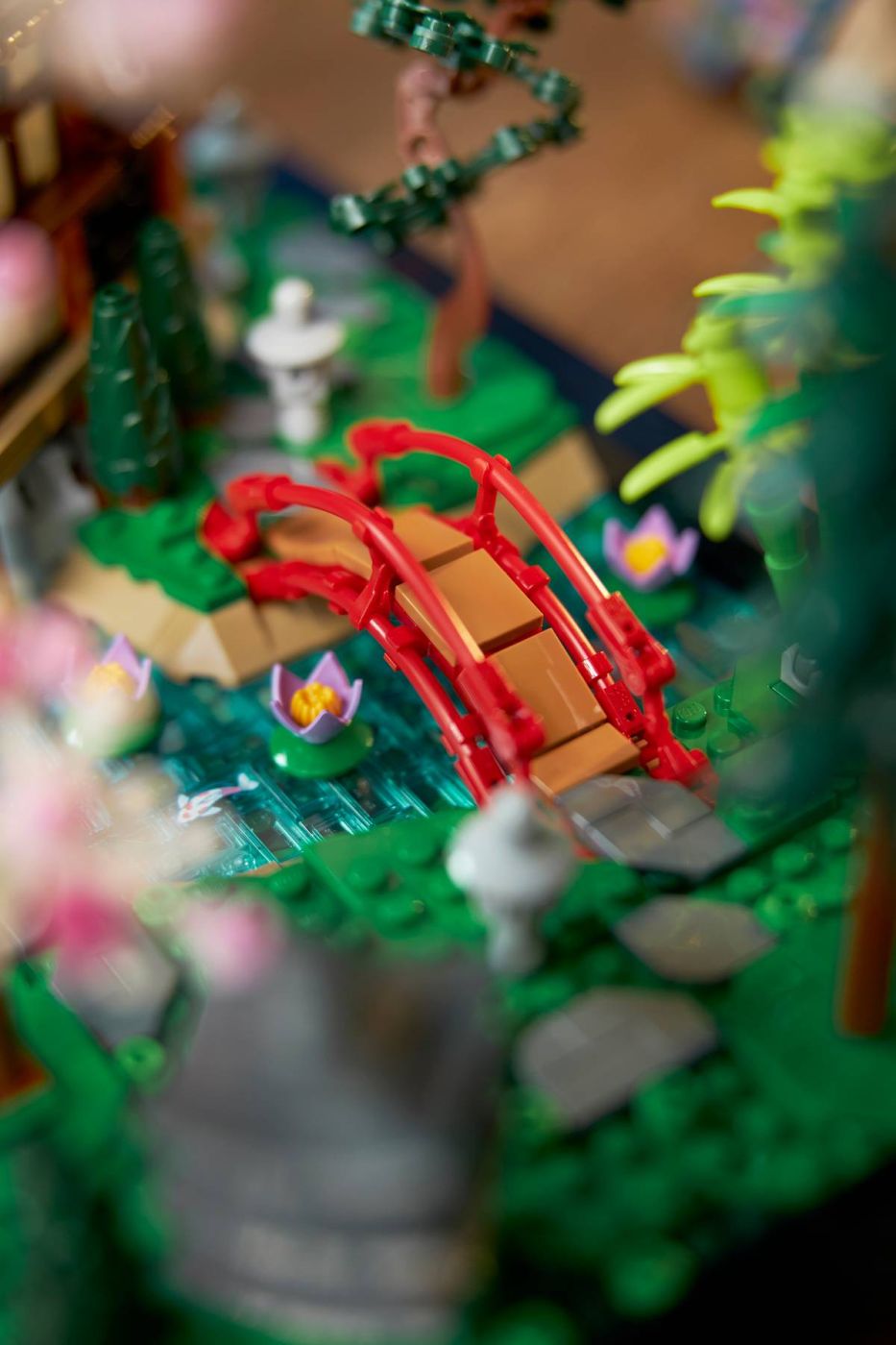 LEGO ICONS GRADINA SERENA 10315