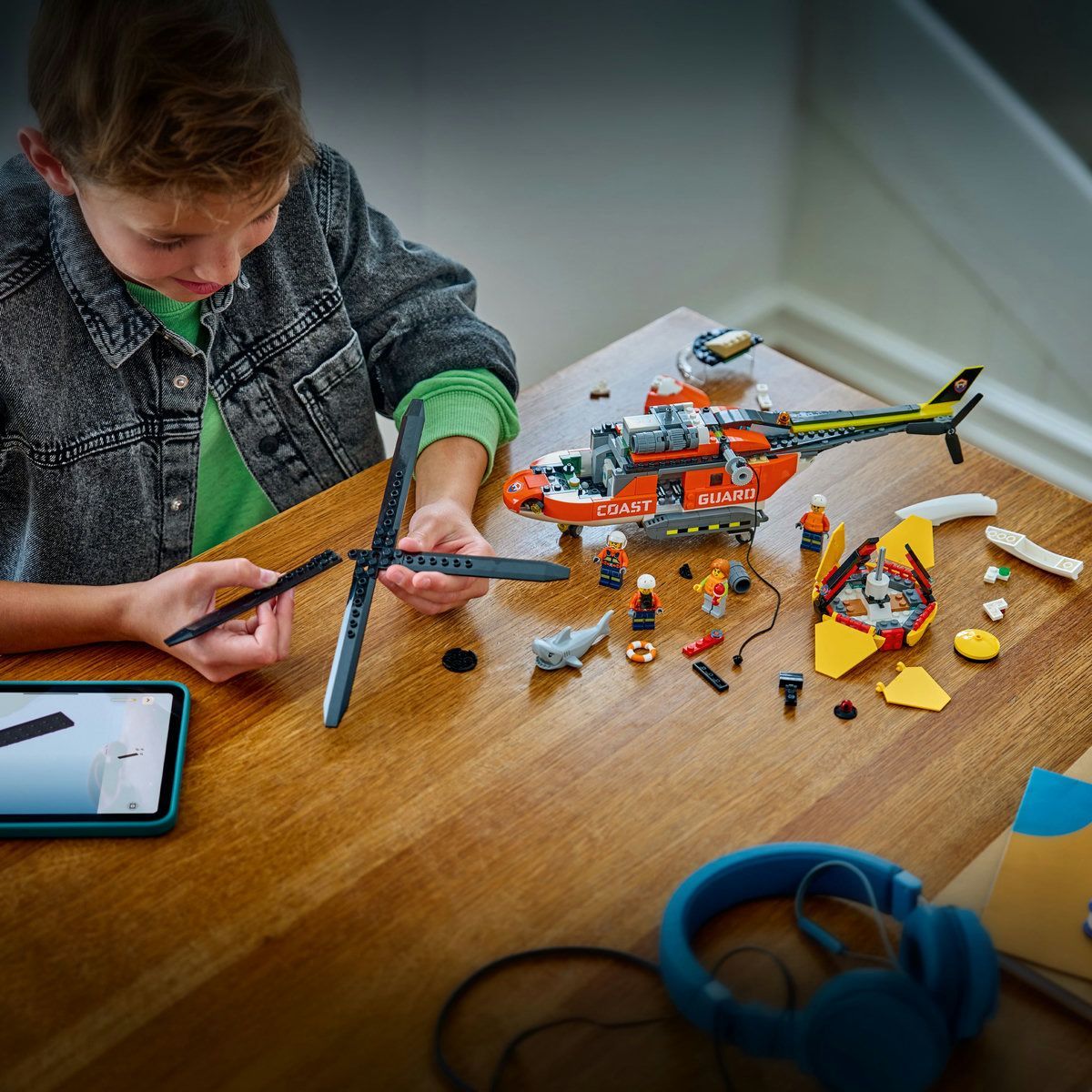 LEGO CITY ELICOPTER AL PAZEI DE COASTA 60503