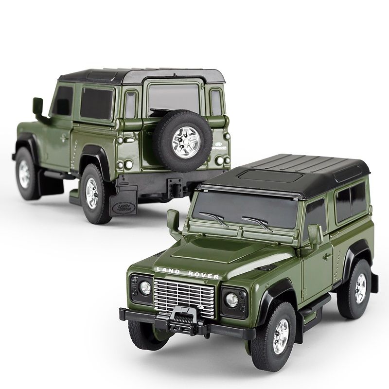 MASINUTA METALICA CONVERTIBILA LAND ROVER DEFENDER VERDE CU SCARA 1 LA 32