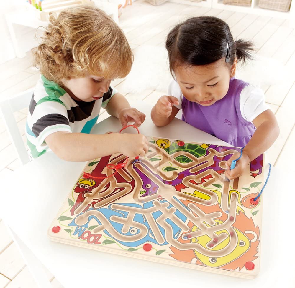 HAPE LABIRINT MAGNETIC ZOO'M - DISTRACTIE LA DUBLU