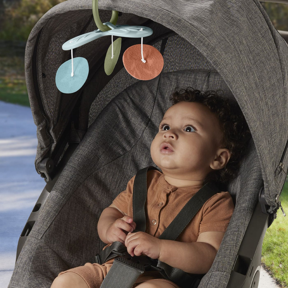 FISHER PRICE SALTELUTA DE GIMNASTICA PENTRU NOU NASCUTI