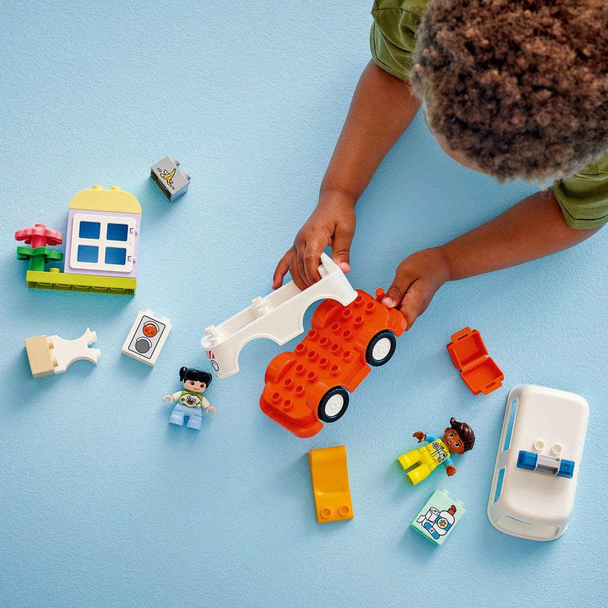 LEGO DUPLO AMBULANTA SI SOFER 10447