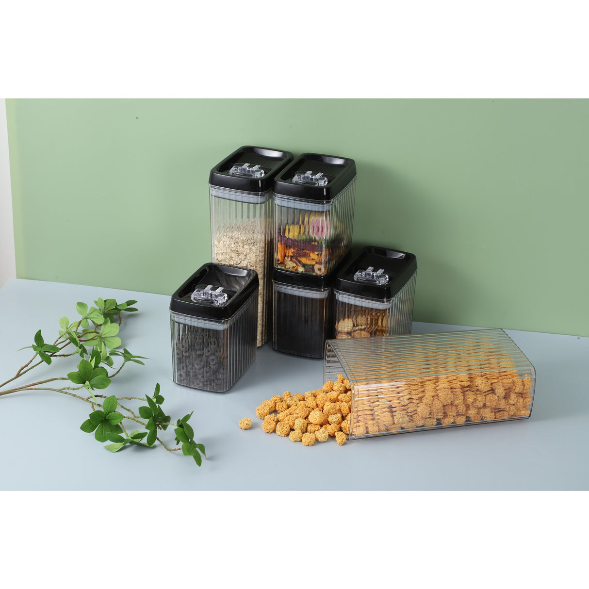 Set 6 Recipiente din Plastic, Vivimall, pentru Alimente/Obiecte, Inchidere Ermetica, Textura Ondulata, 4 x 1.5l, 2 x 3.3l, Transparent - vivimall.ro