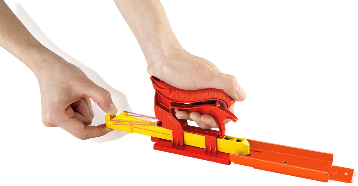 HOT WHEELS SET LANSATOR PORTABIL ROSU SI MASINUTA