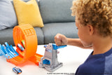 HOT WHEELS CIRCUIT RAPID CU LANSATOR PENTRU CASCADORII SI MASINUTA EXCLUSIVA