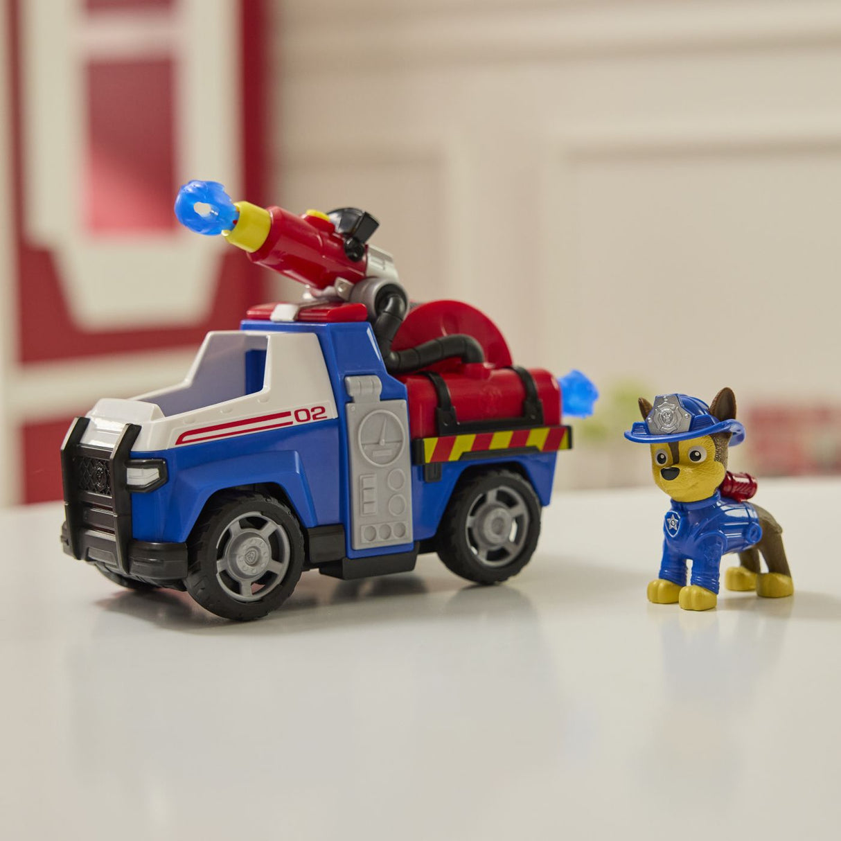 PATRULA CATELUSILOR VEHICUL DE SALVARE MASINA DE POMPIERI SI FIGURINA CHASE