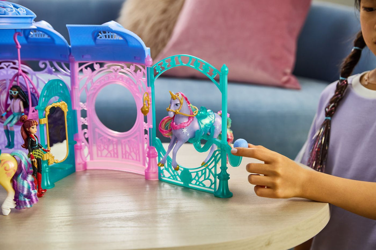 UNICORN ACADEMY SET DE JOACA FANTANA SI GRAJD STARGLOW SI UNICORNUL WILDSTAR