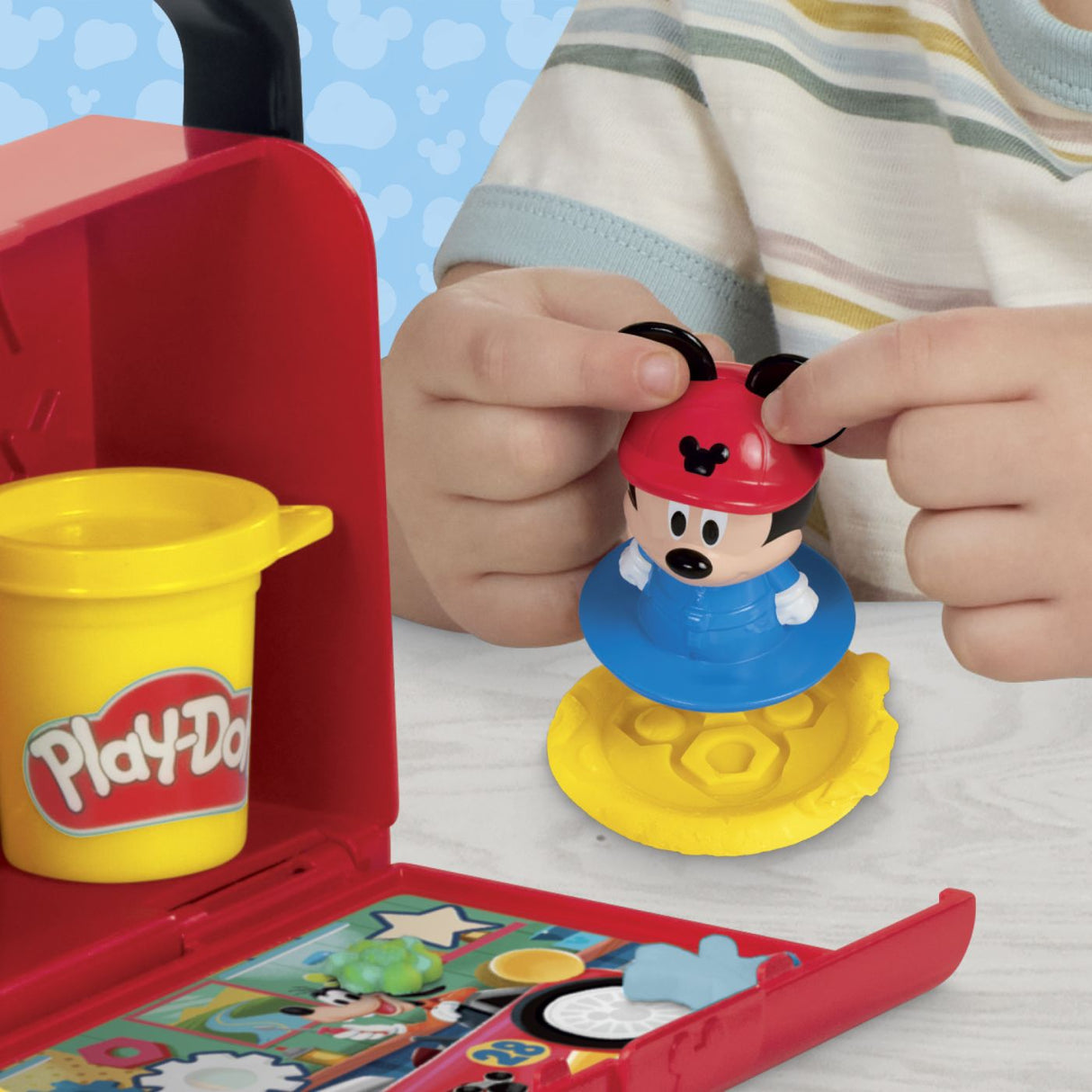 PLAY DOH DISNEY JR CLUBUL LUI MICKEY MOUSE SET LA GARAJ