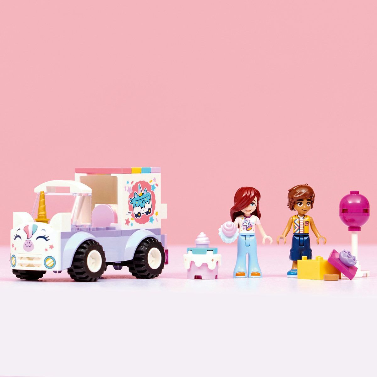 LEGO FIRENDS MASINA UNICORN PENTRU LIVRARE DE TORTURI 42675
