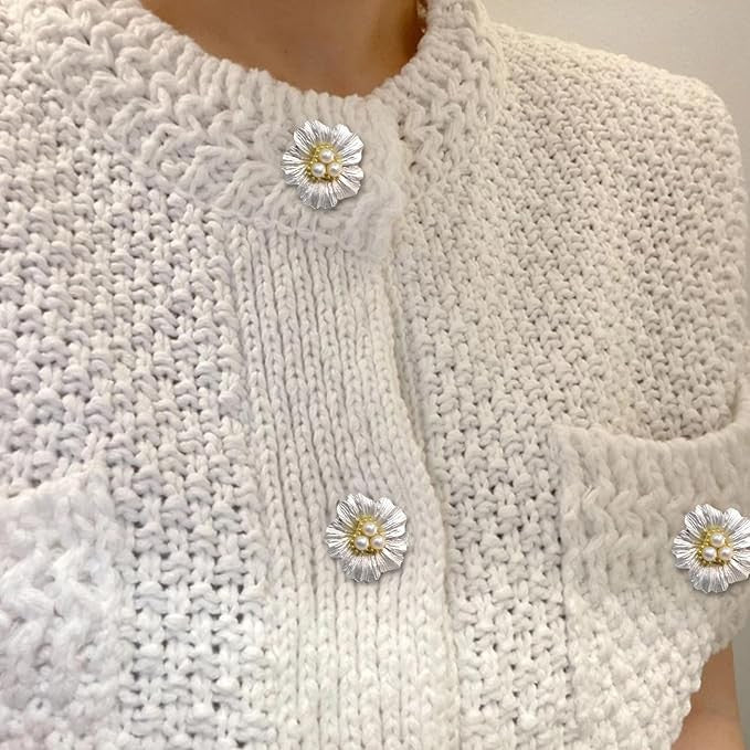 Accesoriu pentru Nasturi, Vivimall, Model Floare cu Perle, din Metal, 2.5 x 1.7 cm, Argintiu - vivimall.ro