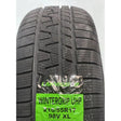 Anvelopă iarnă Lanvigator 215/55R17 98V XL UHP, vedere laterală cu banda de rulare și lamelele de iarnă