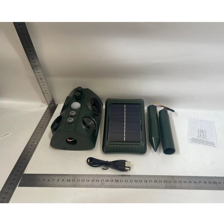 Aparat Solar LED cu Ultrasunete, Vivimall, Repelent pentru Animale Mari si Mici, Lumina Rosie si Alba, Anti Rozatoare, Anti Insecte, Frecventa 13.5KHZ-45.5KHZ, Senzor PIR, 15.5 x 15.4 x 26.2 cm, Verde - vivimall.ro