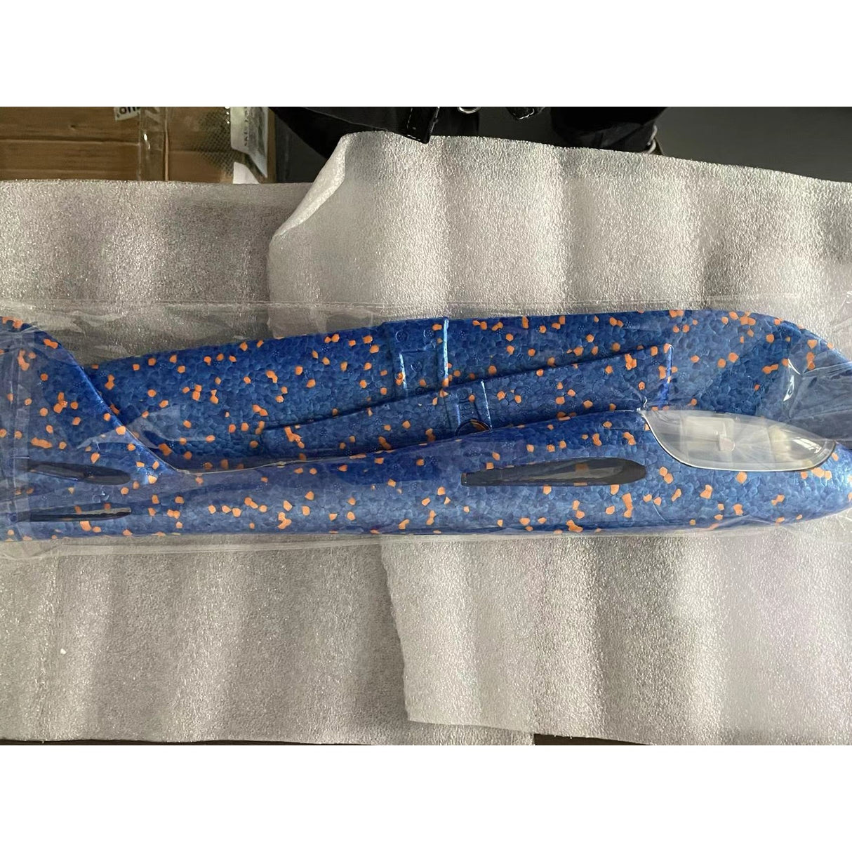 Avion Planor cu Pilot, Vivimall, Din Polistiren, Cu Lumini pe Toata Lungimea, 47 cm, Albastru - vivimall.ro