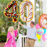 Balon din Folie Metalizata Vivimall, Figurina Cifra, Imprimeu Gogosi, Tema Aniversare 100 cm, Ambalaj Individual, Pai inclus, Umflare cu Aer sau Heliu, Multicolor, Cifra 0 - vivimall.ro