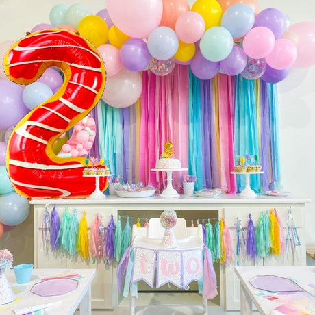 Balon din Folie Metalizata Vivimall, Figurina Cifra, Imprimeu Gogosi, Tema Aniversare 100 cm, Ambalaj Individual, Pai inclus, Umflare cu Aer sau Heliu, Multicolor, Cifra 2 - vivimall.ro