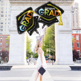 Balon din Folie Metalizata, Vivimall, Figurina, Model Toca Congrats Grad, Tematica Absolvire,- 66x66 cm, Ambalaj Individual, Pai Inclus, Umflare cu Aer sau Heliu, Negru - vivimall.ro