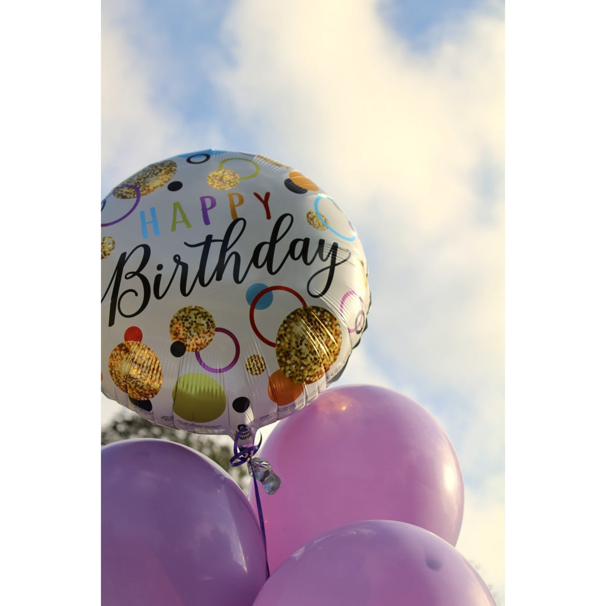 Fém fólia lufi, Figura, Boldog születésnapot, Évfordulós téma, 45 cm, ​​Egyedi csomagolás, Szalma mellékelve, Fújható levegővel vagy héliummal