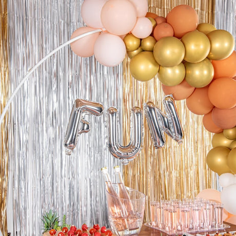 Balon Folie Metalizata Litera F, Vivimall, 80 cm, Umflati cu Heliu sau Aer, Ambalaj Individual, Pai inclus, Argintiu - vivimall.ro