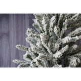 Brad Artificial de Craciun, Vivimall, 1.8 m inaltime, Verde, Pulverizat alb-tip zapada, Diametru inferior 110 cm, Interior/ Exterior - vivimall.ro