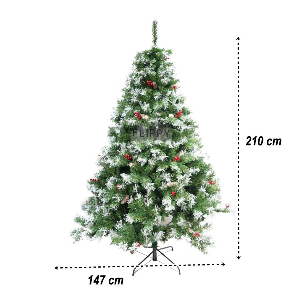 Műfenyő havas, fenyőtobozokkal díszített, beltéri és kültéri használatra, magasság 210 cm, átmérő 147 cm, 1150 ág, fém talppal