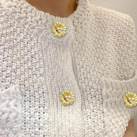 Accesoriu pentru Nasturi, Vivimall, Model Floare cu Perle, din Metal, 2.5 x 1.7 cm, Auriu - vivimall.ro