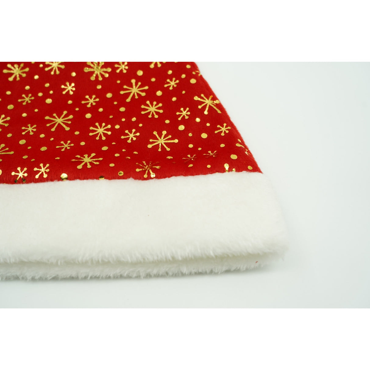 Mikulás sapka, hópehely díszítéssel, piros, univerzális méret, textil anyag