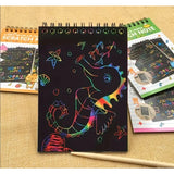 Caiet Cu Fise Razuibile Diy Magic Scratch, 12 File, Curcubeu, Creion Din Lemn, Cartonase Negre, 14.5 X 10 Cm - vivimall.ro