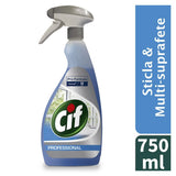 Spray CIF Professional Glass aplicat pe geam interior, efect fără urme și strălucire