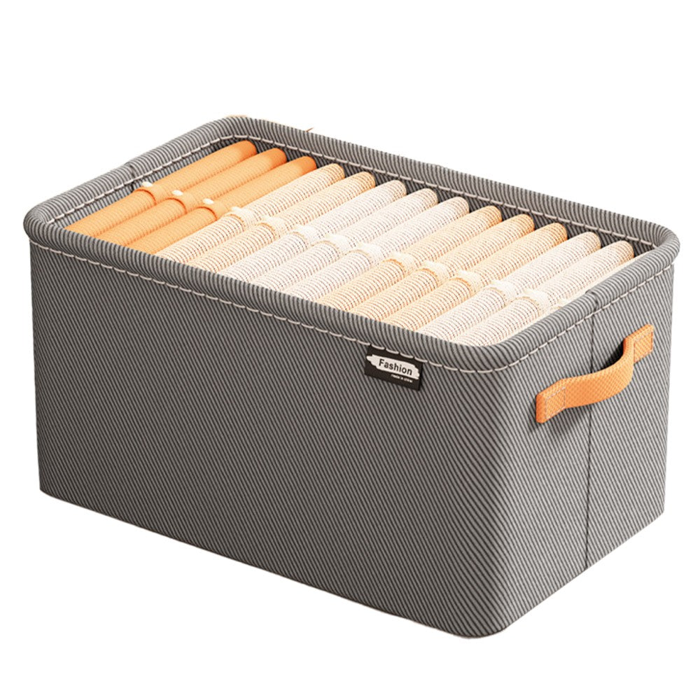 Tárolódoboz, Ruháknak, Holmiknak, Textilből Készült, Fém Kerettel, Oldalsó Fogantyúkkal, Téglalap Formájú, Űrtartalom 19 L,