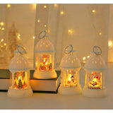 Decoratiune de Craciun, Vivimall, Model Sfesnic de Birou, Om de Zapada, din Plastic, cu Inel de Agatat, 6.8 x 13.5 x 2 cm, Alb - vivimall.ro