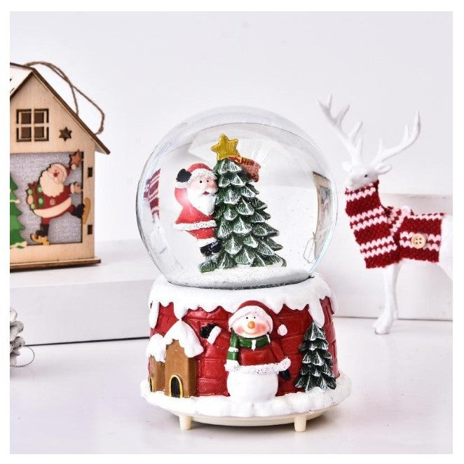 Decoratiune glob cu zapada Flippy, Mos Craciun in brad, diametru 6.5 cm, multicolor - vivimall.ro