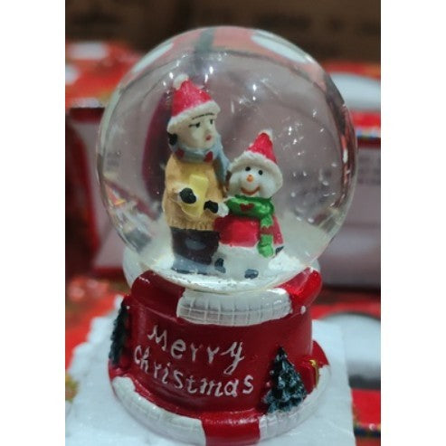 Decoratiune glob cu zapada Vivimall, Baiat si om de zapada, diametru 4.5 cm, multicolor - vivimall.ro