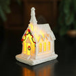Ornament Crăciun bisericuță albă din rășină iluminată interior, 8.8x6x4.5 cm, vedere frontală