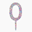 Topper tort cifra 0 din acrilic transparent cu sclipici multicolor, înălțime 18,5 cm, vedere frontală