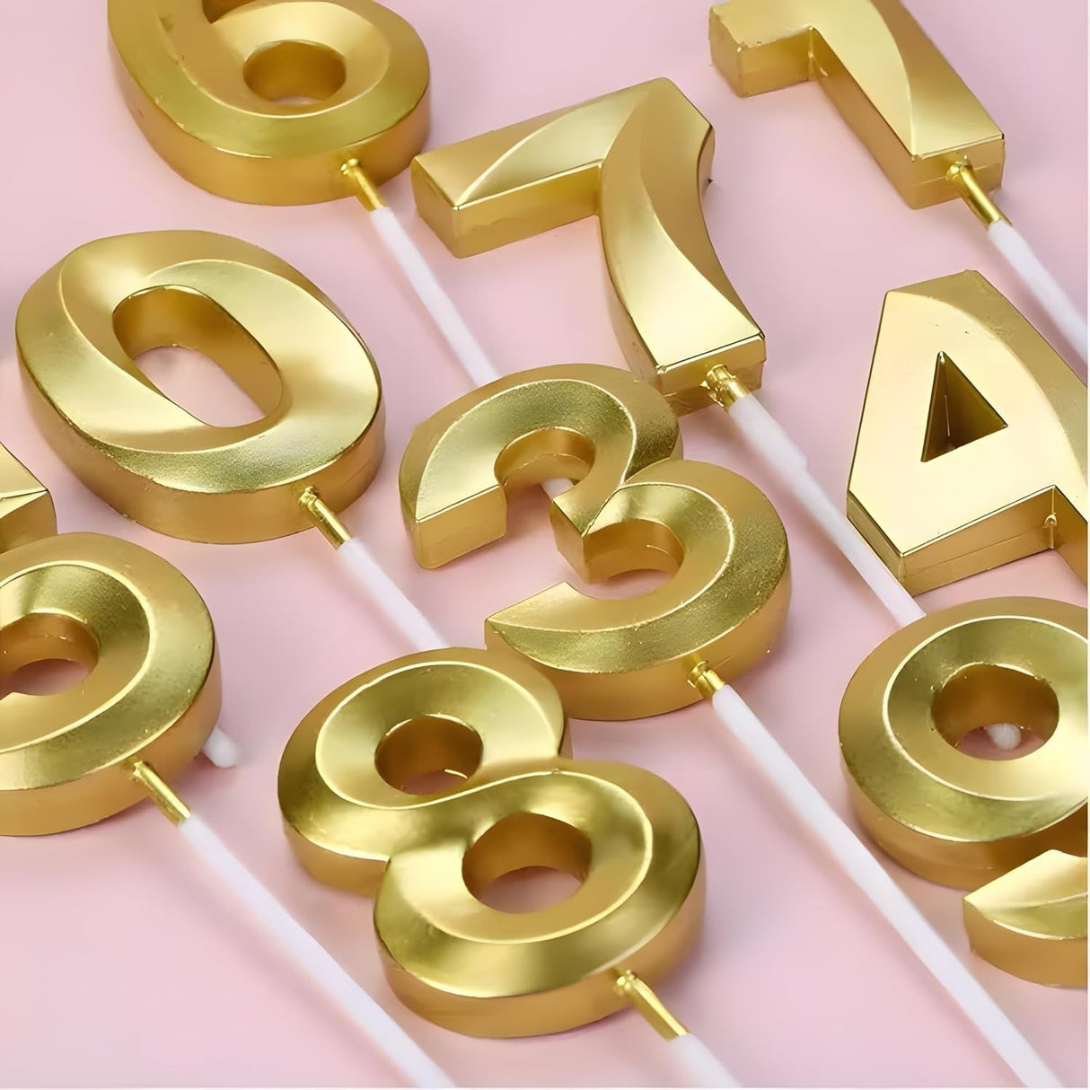 Lumanare Cifra 8, Flippy, Model Diamond, 5 x 3.4 cm, Auriu - vivimall.ro