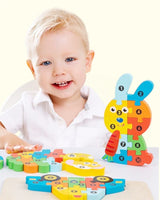 Copil mic asamblând puzzle-ul din lemn Flippy model iepure, 11 piese colorate