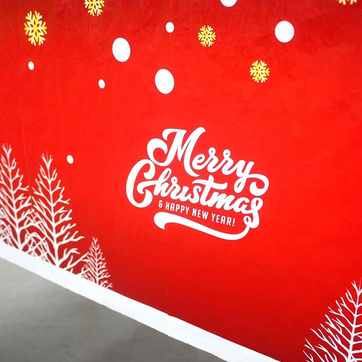 Fata de masa dreptunghiulara Vivimall, PVC, 2.5 mm grosime, imprimeu Merry Christmas, potrivit pentru Craciun, utilizare multipla, 180 x 108 cm, alb - vivimall.ro