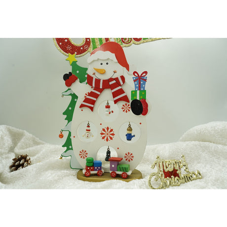 Figurina decorata de Craciun, Om de zapada, Alb, din Lemn, 18 cm x 24.5 cm, Interior, Vivimall - vivimall.ro