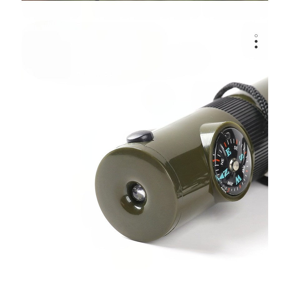 Kit supravieturie Vivimall, Fluier multifunctional 7 in 1, pentru drumetii, hiking, lupa, fluier, termometru, depozitare pastile, busola, din material ABS, cu snur,  9,7 x 2,8 cm, verde - vivimall.ro