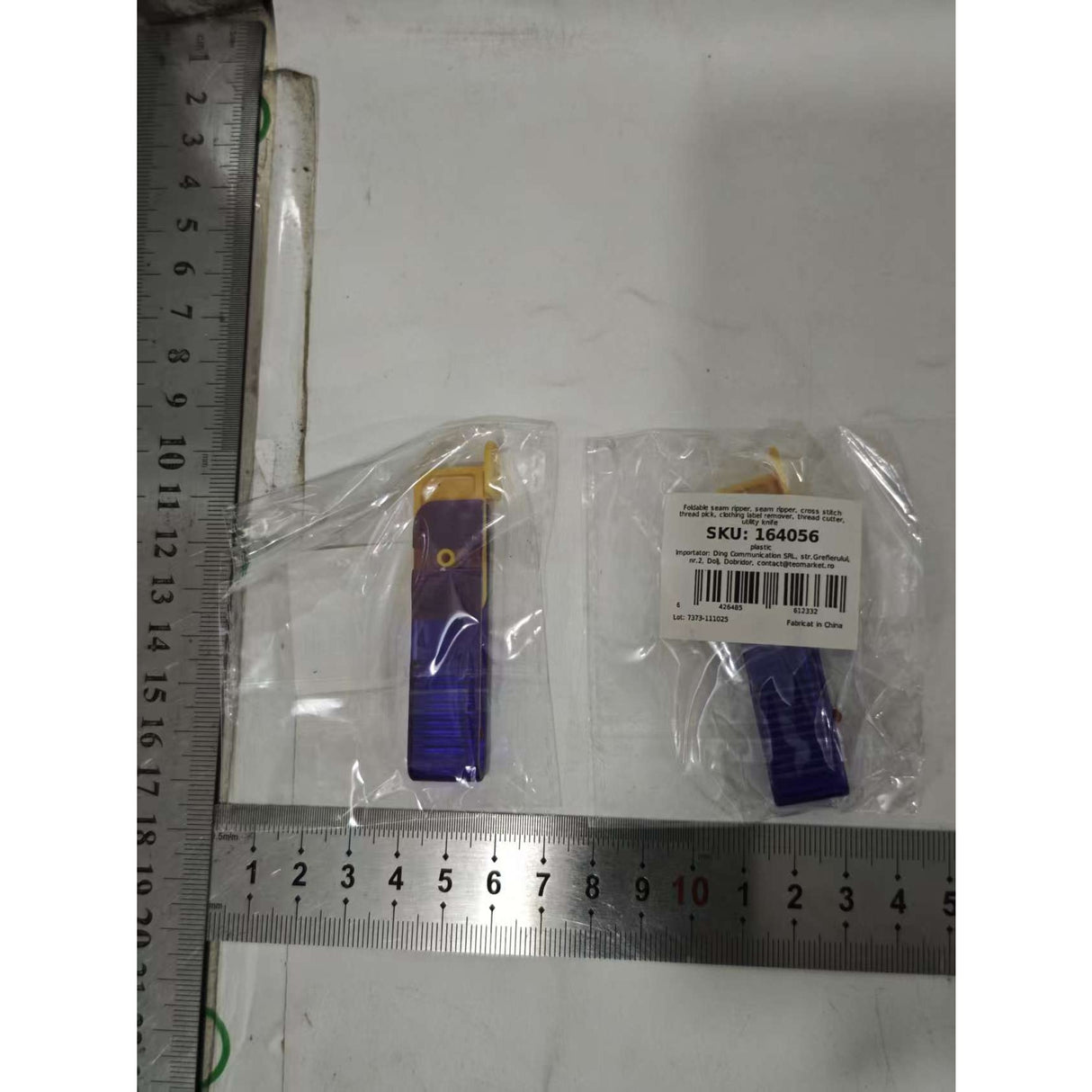 Dispozitiv pentru Descusut, Flippy, Taietor de Etichete, 1.7 x 7 cm, Pliabil, din Plastic, Mov