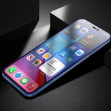Folie protecție iPhone 15 Plus aplicată pe ecran, acoperire completă, margini negre