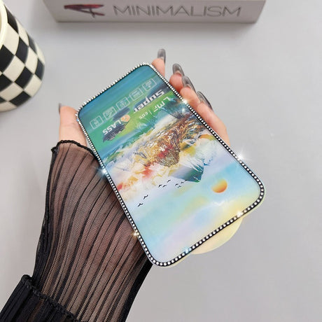 Detaliu margine cu cristale folie protecție iPhone 15, Tempered Glass 2.5D, rezistență 9H