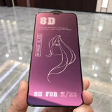 Detaliu tratament anti-amprentă și hidrofob folie Mirror 8D violet pentru iPhone 15