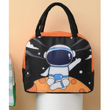 Geanta Termoizolanta pentru Copii, Vivimall, 23x13x19 cm, Model Imprimeu Astronaut, din Folie de Aluminiu si Panza Oxford, Negru/Portocaliu - vivimall.ro