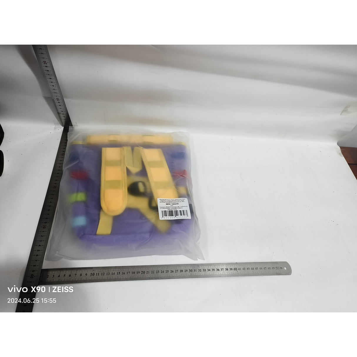 Ghiozdan Montessori, Vivimall, pentru Copii 2-6 ani, Fidget Pop, cu Catarame si Fermoare, Jucarii Senzoriale, Activitate de Invatare prin Joc, Mov, 0.25 kg, 28x10x23 cm - vivimall.ro