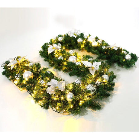 Ghirlanda decorativa Craciun cu Globuri si funde argintii, Vivimall, 2,70 m, Verde - vivimall.ro