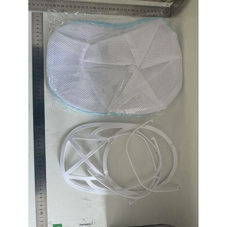 Husa de Spalare Sapca, Vivimall, pentru Masina de Spalat, din Poliester, Circumferinta 53 cm, cu Fermoar, cu Suport Sapca, Alb/Albastru - vivimall.ro