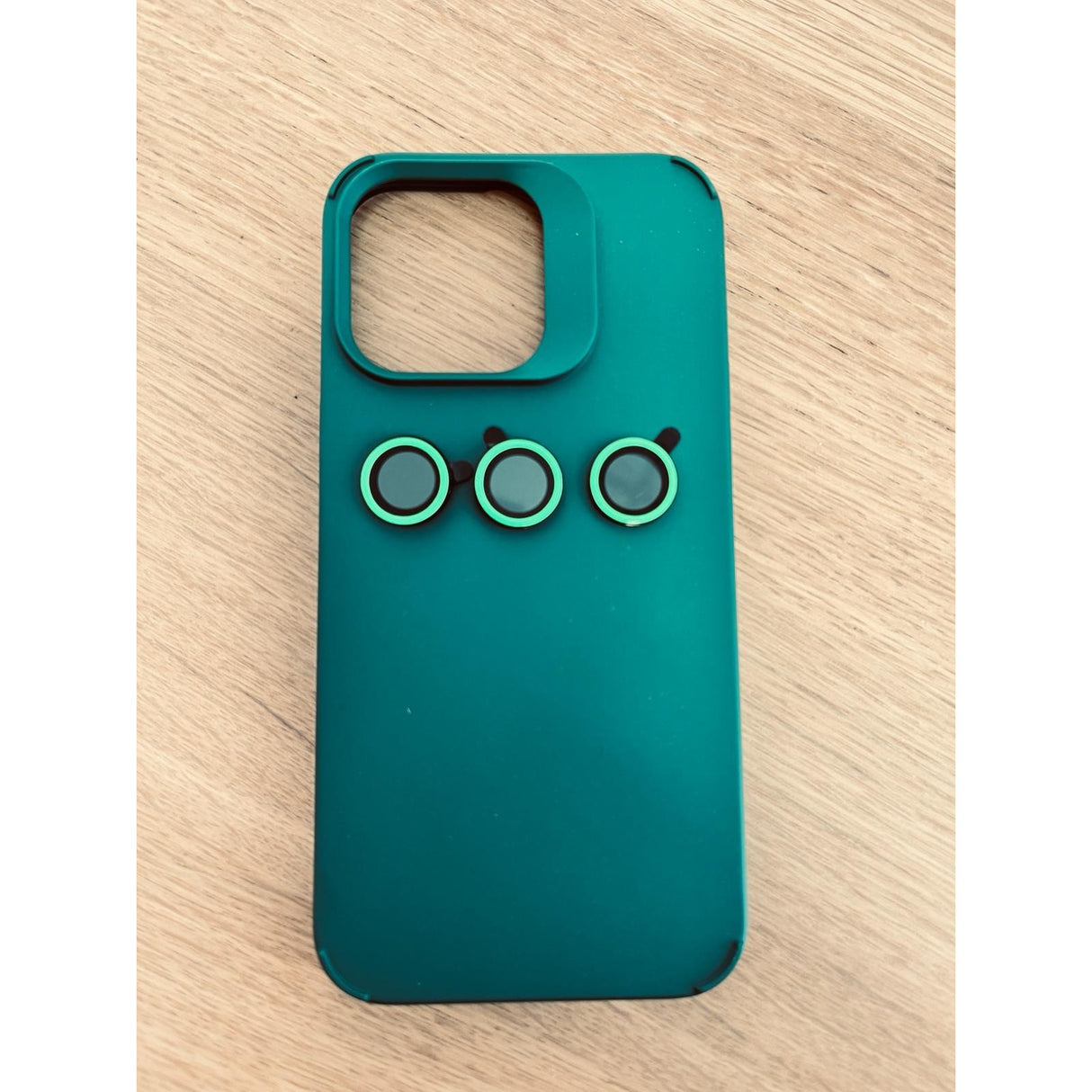 Husa Apple iPhone 13, Vivimall, din Silicon Lichid, Interior din Microfibra, Lentile Fosforescente de Protectie Camera, Anti Amprenta, Rezistenta la Socuri, Verde - vivimall.ro