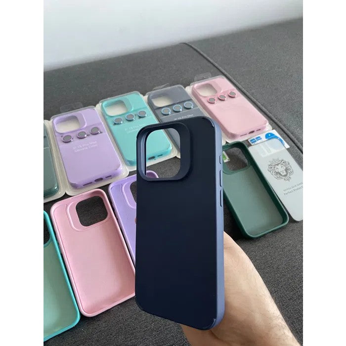 Husa Apple iPhone 15 Pro Max, Flippy, din Silicon Lichid, Interior din Microfibra, Lentile Fosforescente de Protectie Camera, Anti Amprenta, Rezistenta la Socuri, Albastru Marin - vivimall.ro